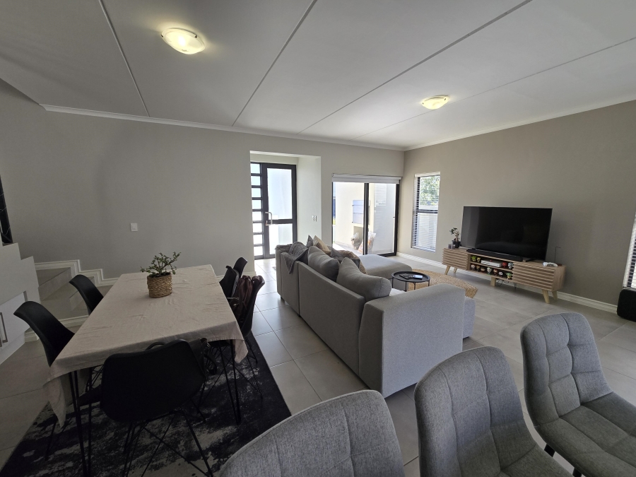 To Let 3 Bedroom Property for Rent in Groot Phesantekraal Estate Western Cape